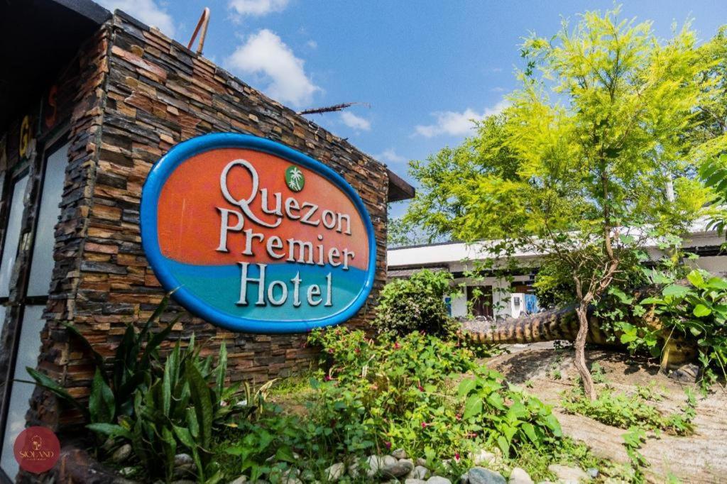 Quezon Premier Hotel - Candelaria Candelaria  Екстериор снимка
