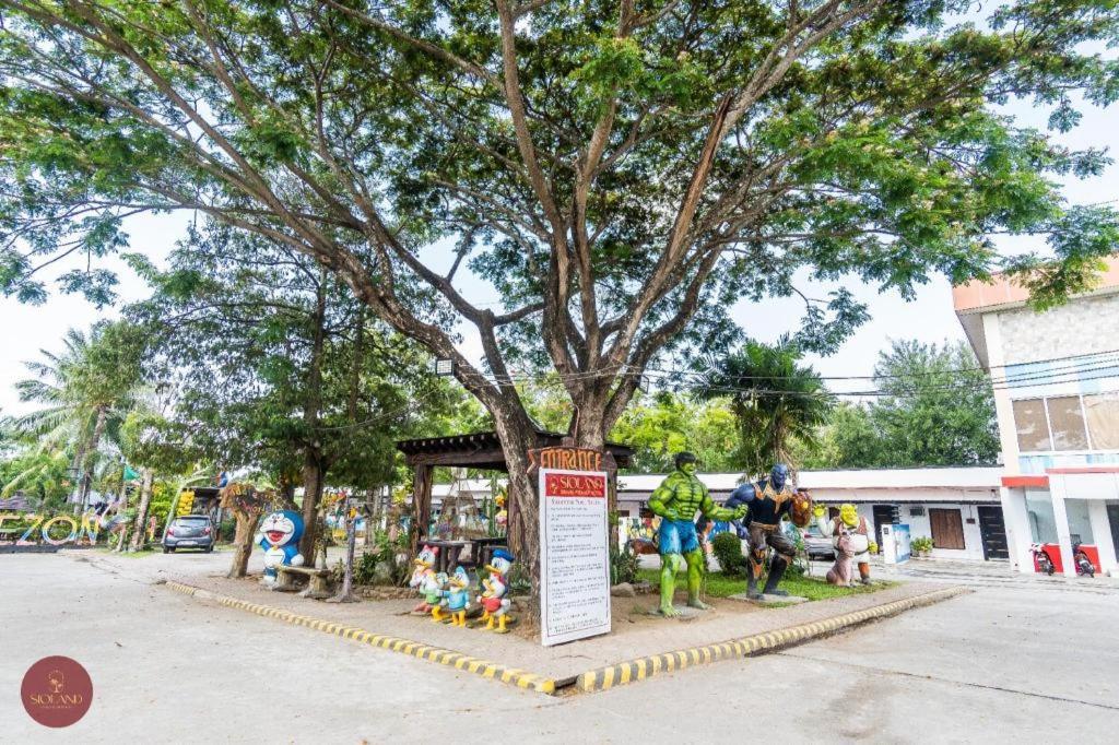 Quezon Premier Hotel - Candelaria Candelaria  Екстериор снимка