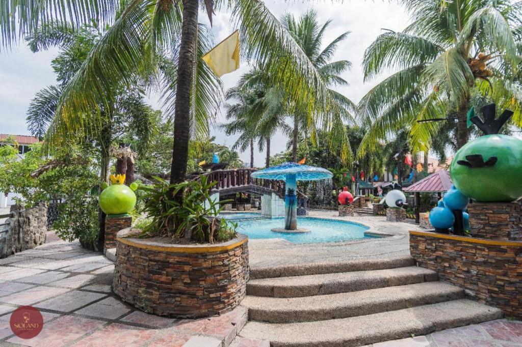 Quezon Premier Hotel - Candelaria Candelaria  Екстериор снимка